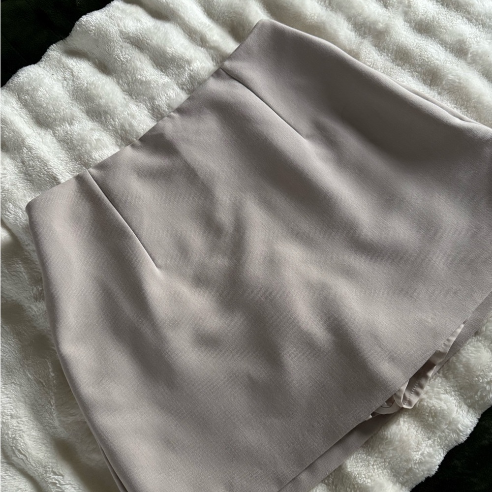 Abercrombie & Fitch Beige Skirt